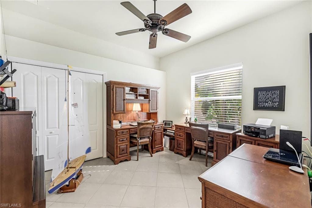 1911 SE 35th ST, CAPE CORAL FL 33904-25