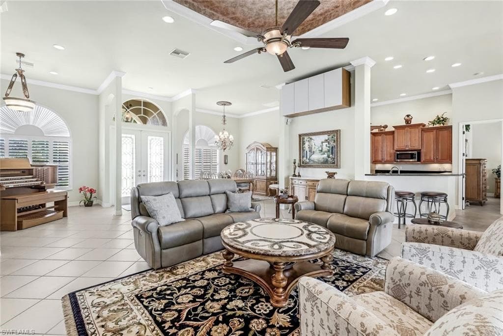 1911 SE 35th ST, CAPE CORAL FL 33904-8