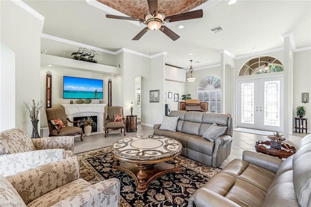 1911 SE 35th ST, CAPE CORAL FL 33904-9