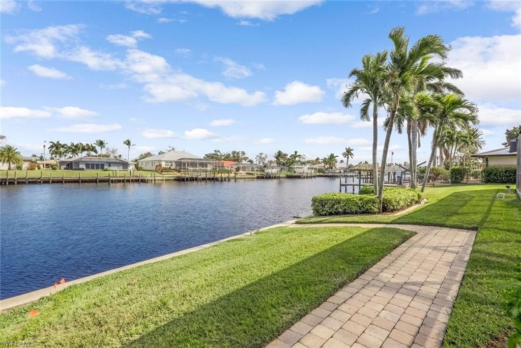 1911 SE 35th ST, CAPE CORAL FL 33904-36