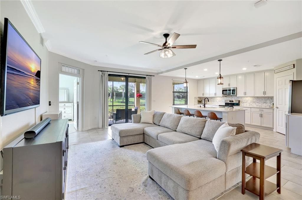 2368 Anguilla DR # 102, NAPLES FL 34120-5