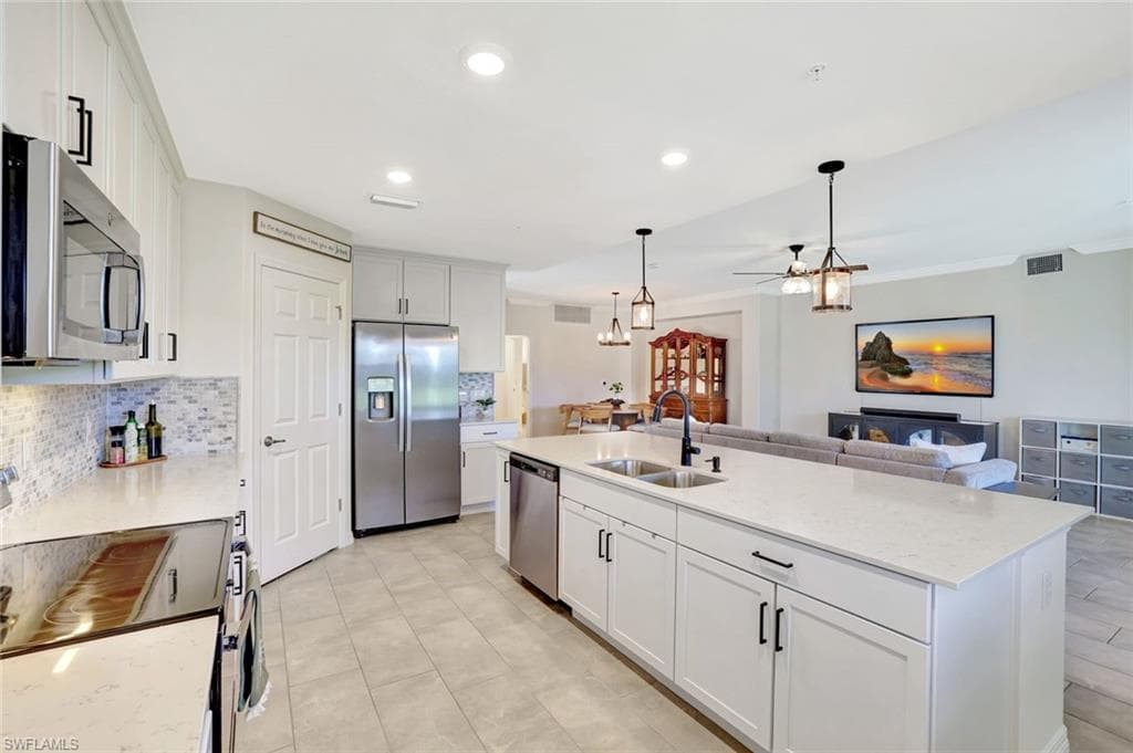 2368 Anguilla DR # 102, NAPLES FL 34120-12