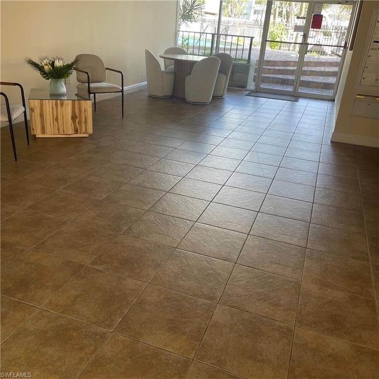 3527 NE 168 ST # 204, NORTH MIAMI BEACH FL 33160-22