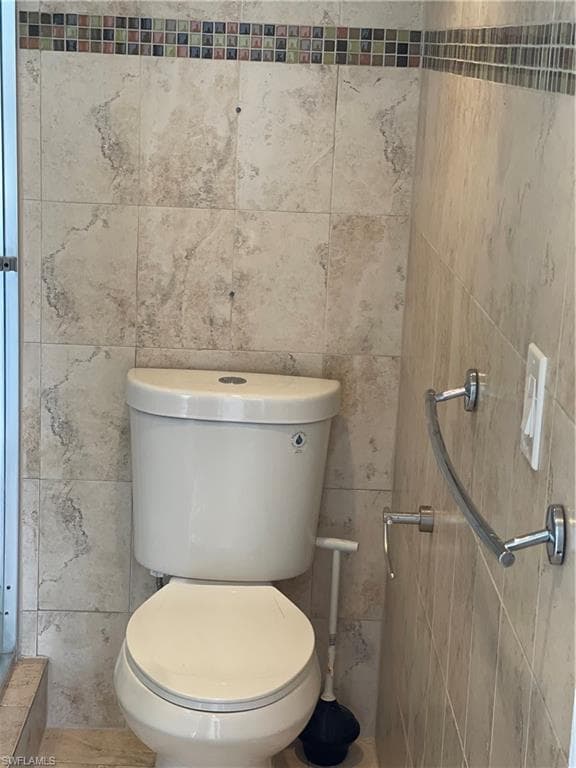 3527 NE 168 ST # 204, NORTH MIAMI BEACH FL 33160-18