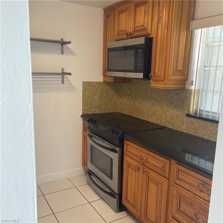 3527 NE 168 ST # 204, NORTH MIAMI BEACH FL 33160-20