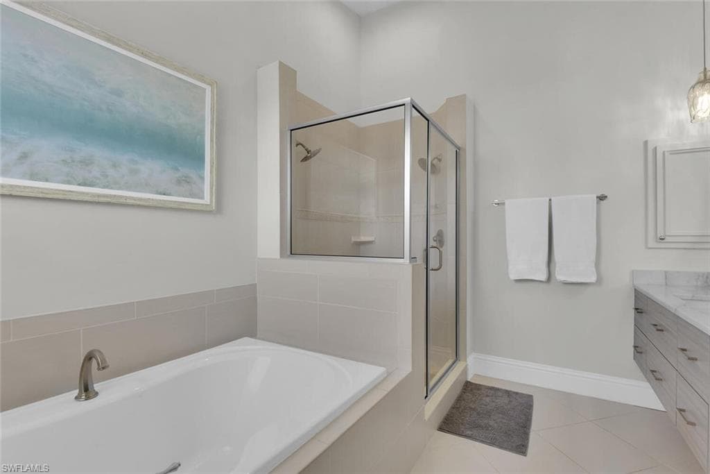 684 10th AVE S D1-24