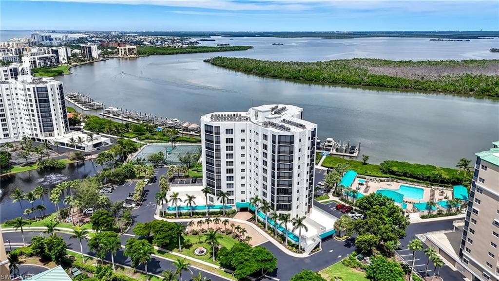 4183 Bay Beach LN # 326, FORT MYERS BEACH FL 33931-2