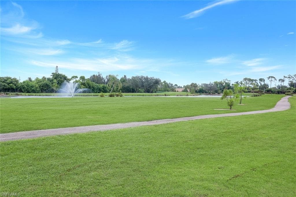 5585 Trailwinds DR # 326, FORT MYERS FL 33907-23