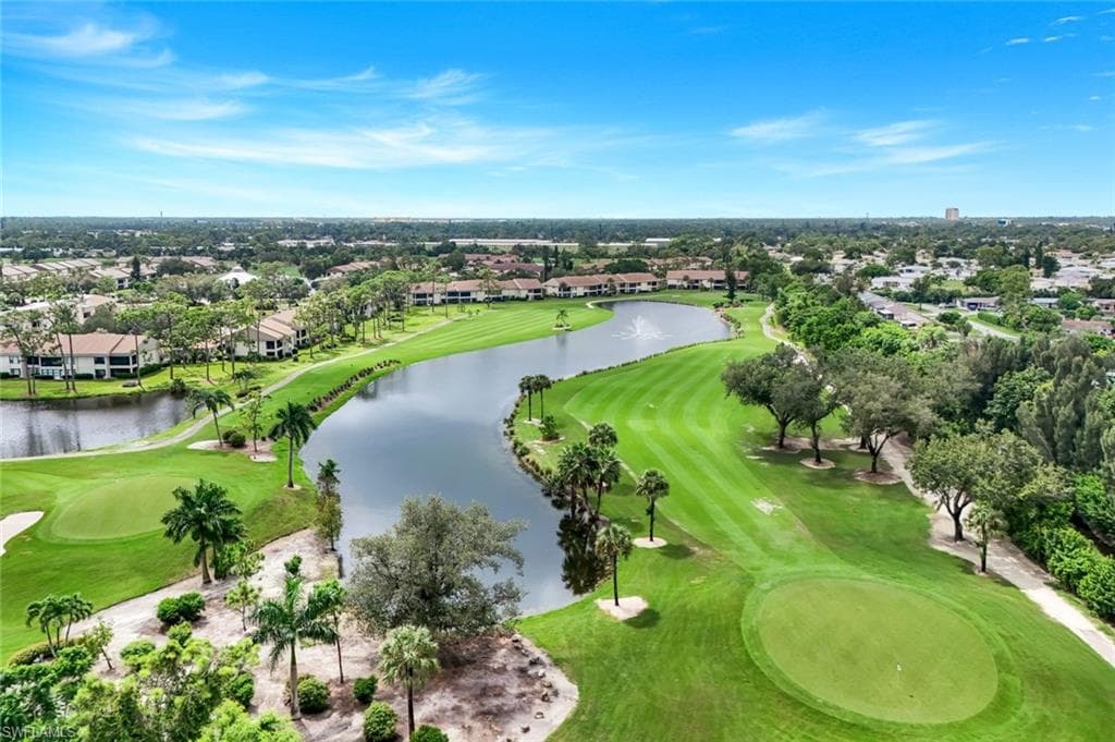 5585 Trailwinds DR # 326, FORT MYERS FL 33907-32