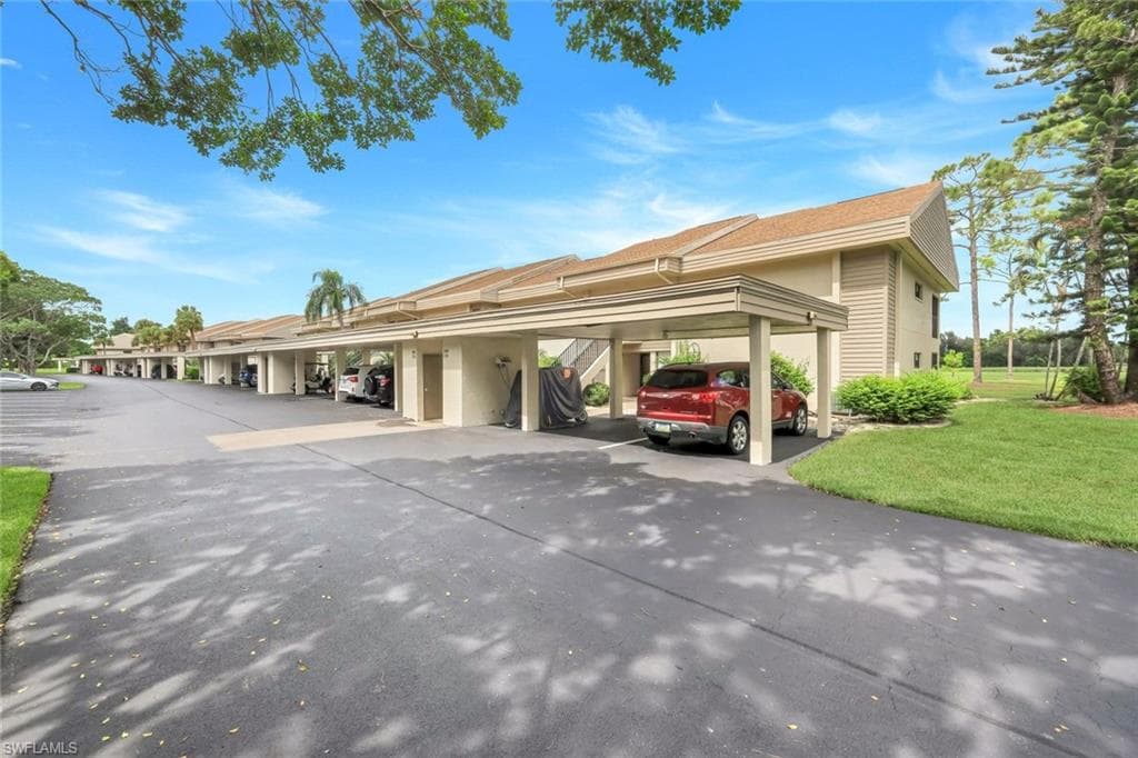 5585 Trailwinds DR # 326, FORT MYERS FL 33907-30
