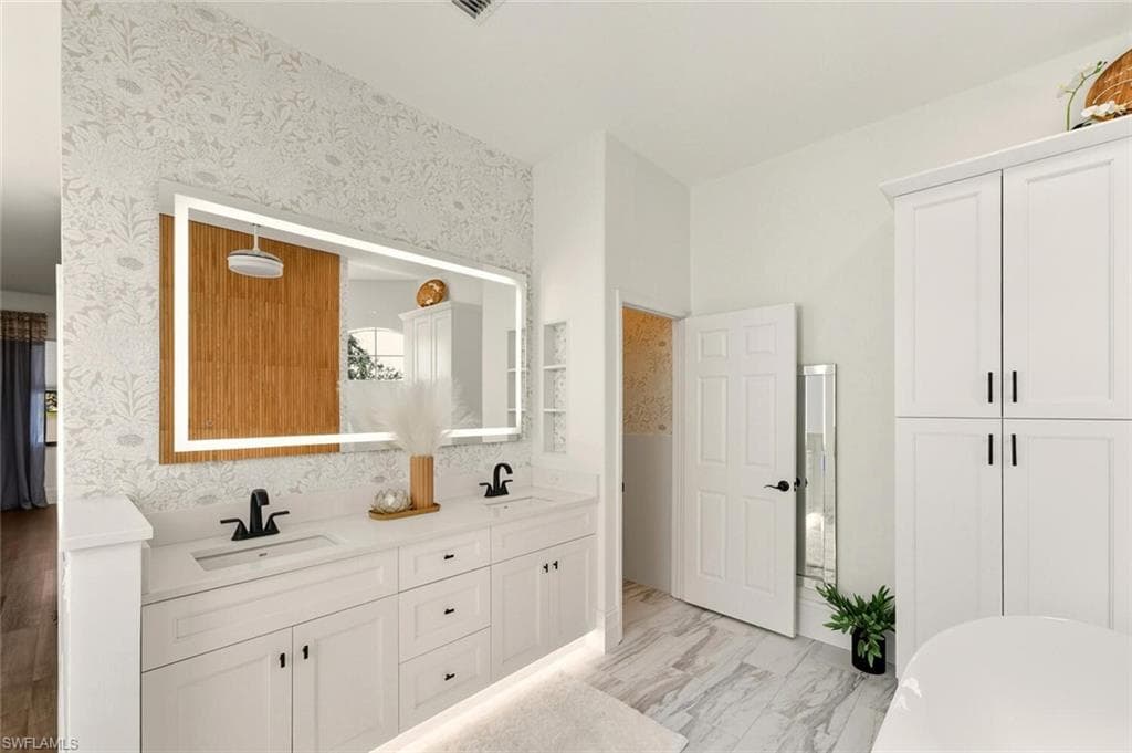 2257 Valencia Lakes CIR, NAPLES FL 34120-11