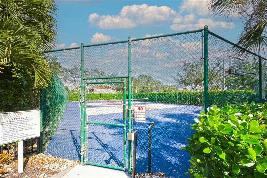 2257 Valencia Lakes CIR, NAPLES FL 34120-48