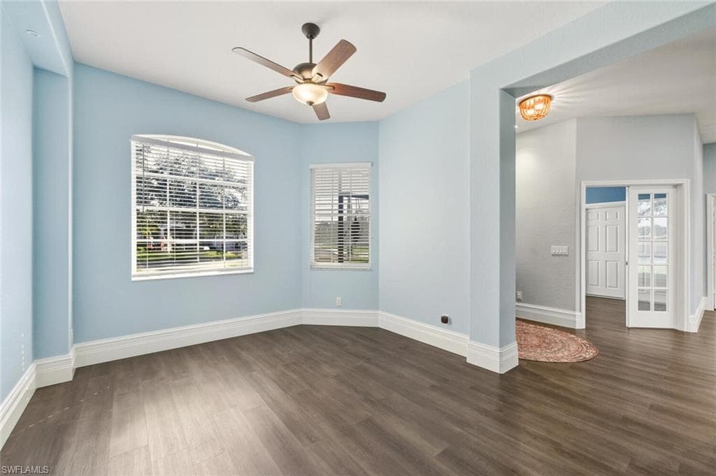 2257 Valencia Lakes CIR, NAPLES FL 34120-17