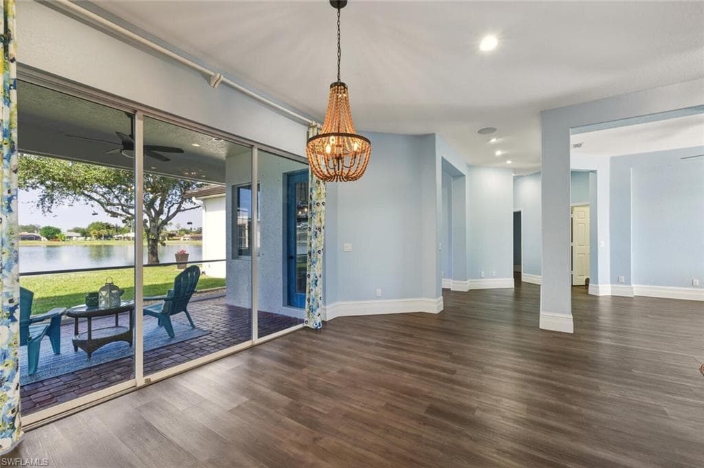 2257 Valencia Lakes CIR, NAPLES FL 34120-14