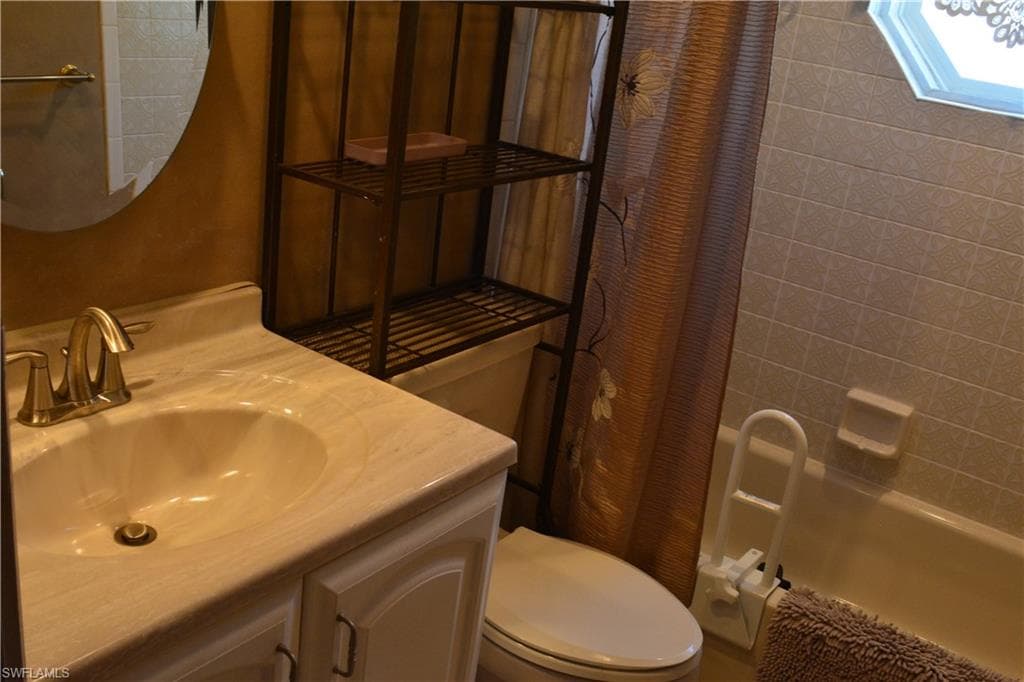 1003 SW 47th TER 201-13