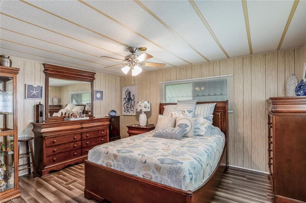 2782 Wedgewood DR, NORTH FORT MYERS FL 33917-11