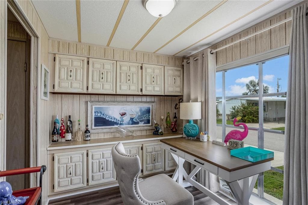 2782 Wedgewood DR, NORTH FORT MYERS FL 33917-8