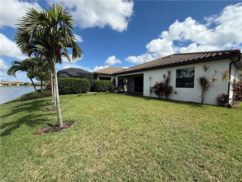 9317 Woodhurst DR, NAPLES FL 34120-23