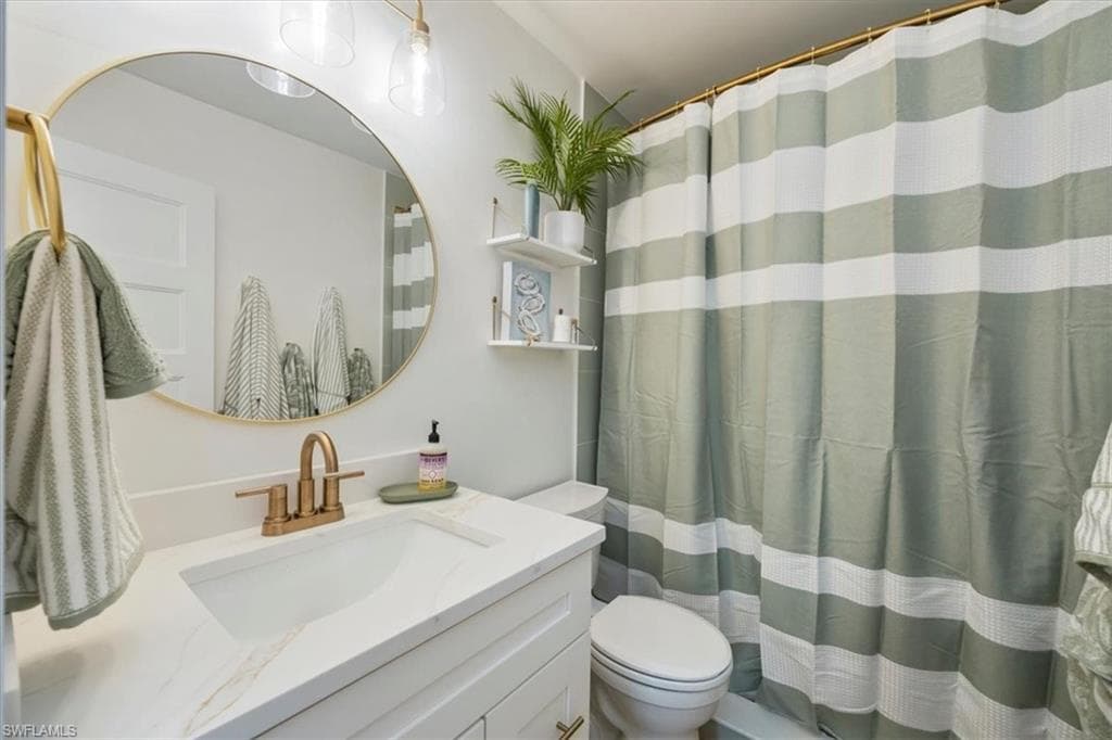 4523 Fluvia AVE, NAPLES FL 34103-13