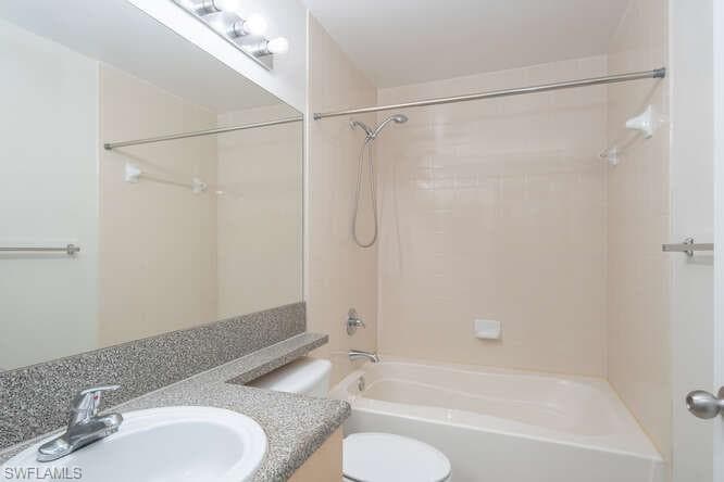 1220 Reserve WAY # 305, NAPLES FL 34105-12