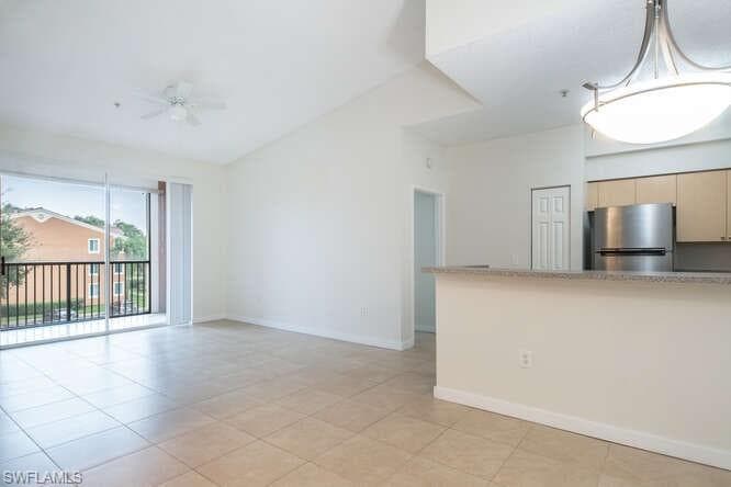 1220 Reserve WAY # 305, NAPLES FL 34105-3
