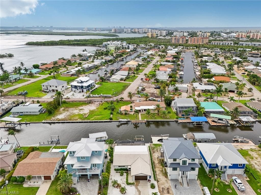 268 Ibis ST, FORT MYERS BEACH FL 33931-30