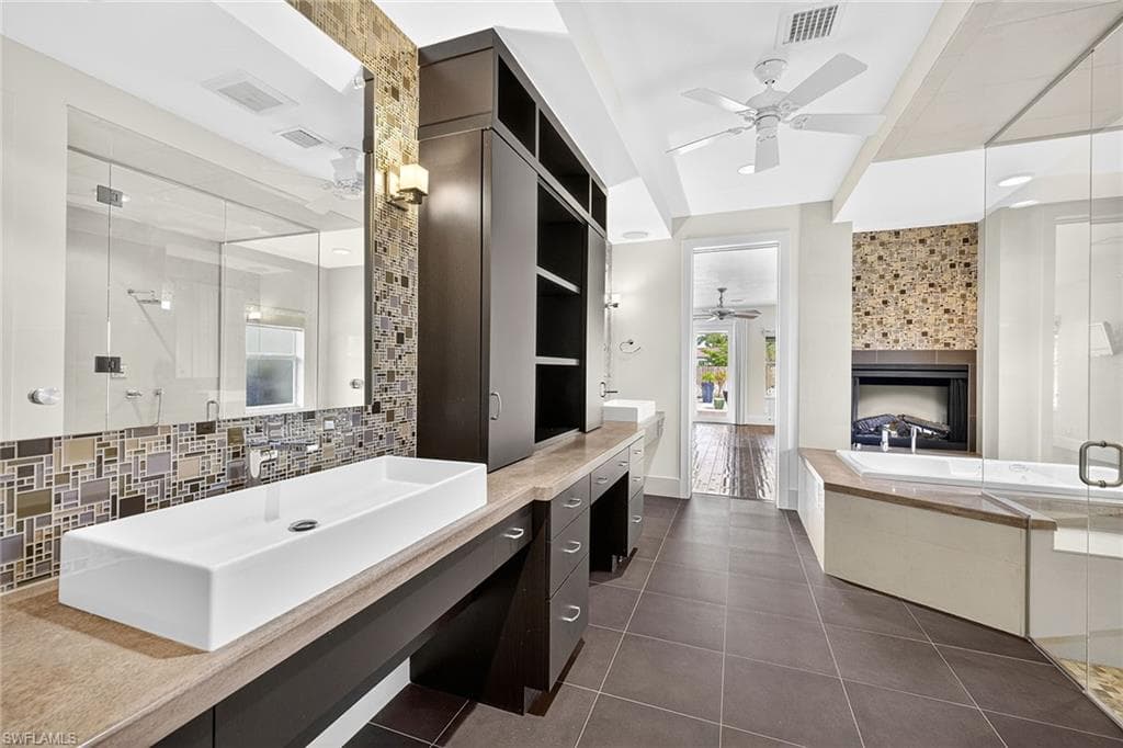 1321 Hanton AVE, FORT MYERS FL 33901-20