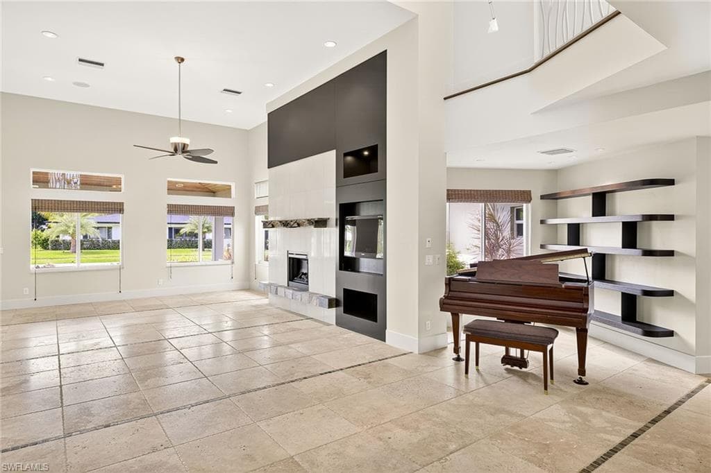 1321 Hanton AVE, FORT MYERS FL 33901-6