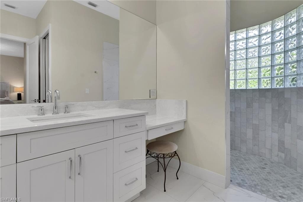 2127 Harlans RUN, NAPLES FL 34105-12