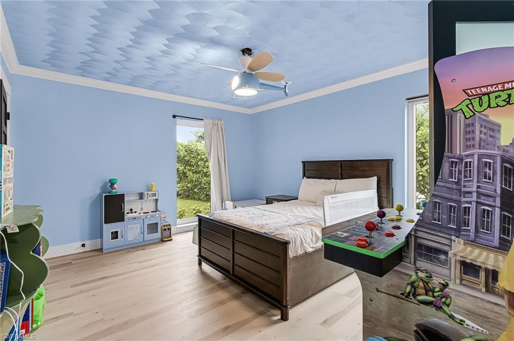 3931 W Riverside DR, FORT MYERS FL 33901-16