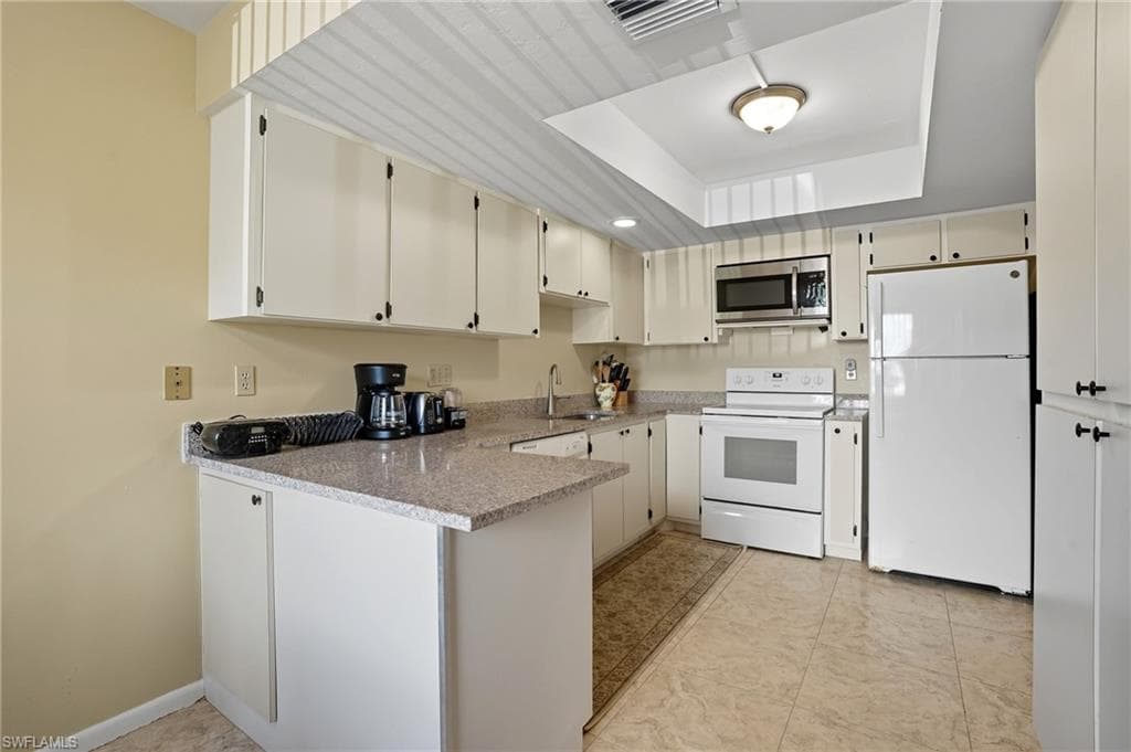 7116 Lakeridge CT # 103, FORT MYERS FL 33907-16