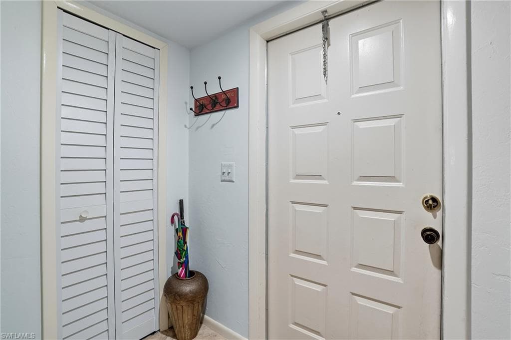 7116 Lakeridge CT # 103, FORT MYERS FL 33907-7