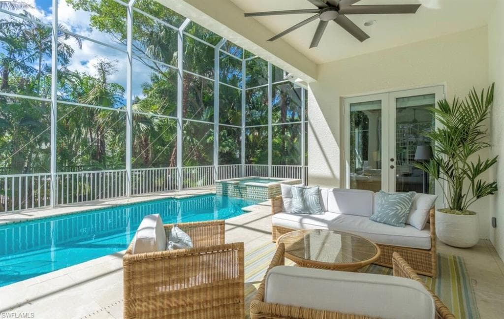 428 Rudder RD, NAPLES FL 34102-22