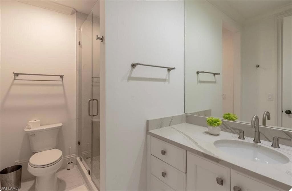 428 Rudder RD, NAPLES FL 34102-16