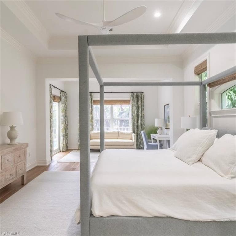 428 Rudder RD, NAPLES FL 34102-8