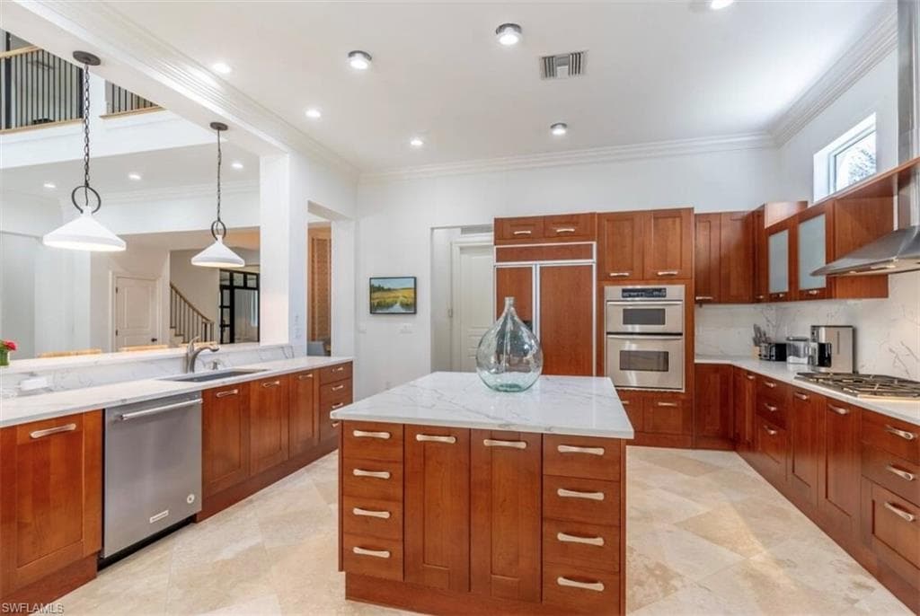 428 Rudder RD, NAPLES FL 34102-40