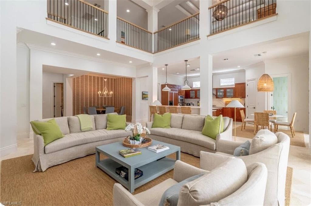 428 Rudder RD, NAPLES FL 34102-43