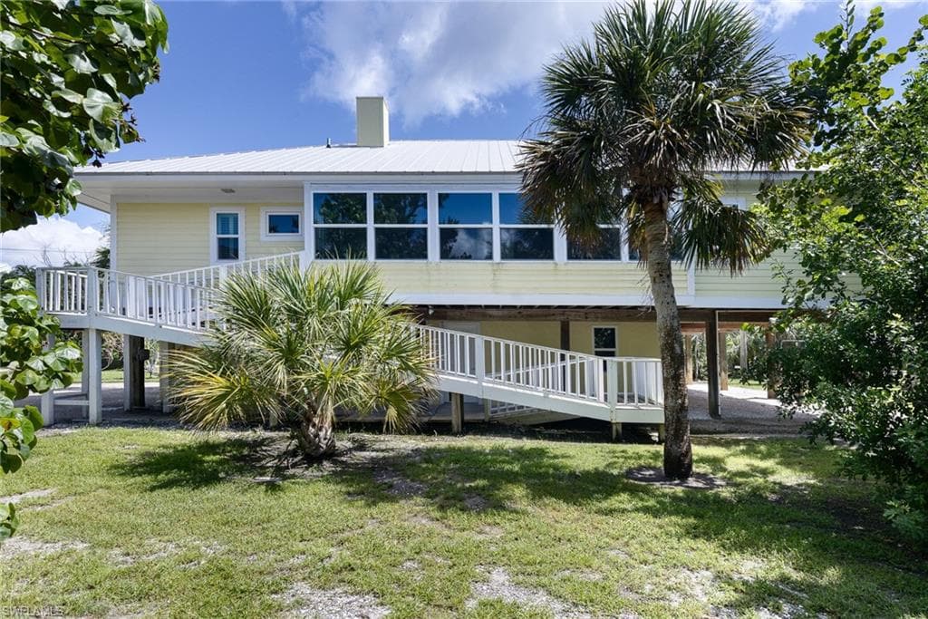 645 Oliva ST, SANIBEL FL 33957-1