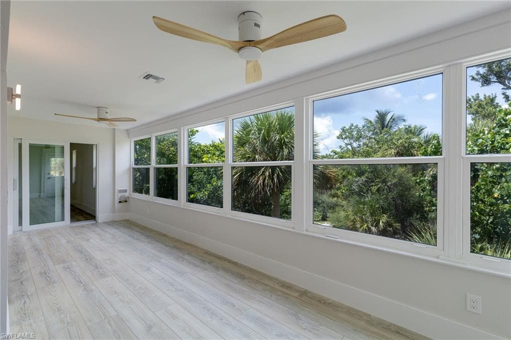 645 Oliva ST, SANIBEL FL 33957-12