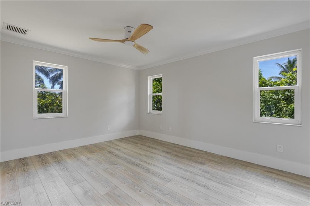 645 Oliva ST, SANIBEL FL 33957-21