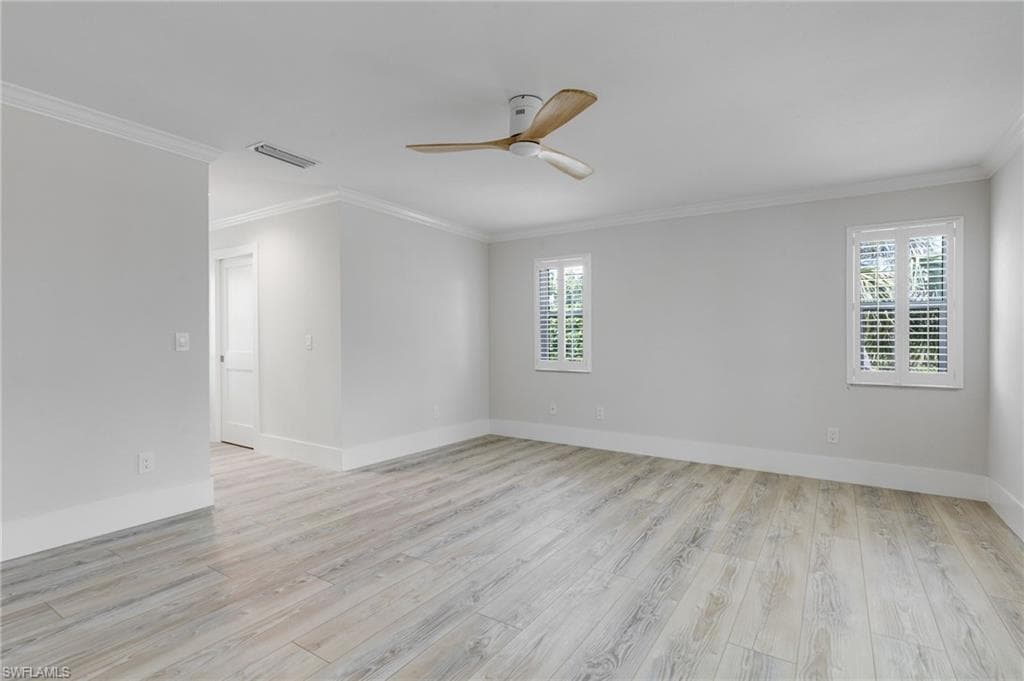 645 Oliva ST, SANIBEL FL 33957-17