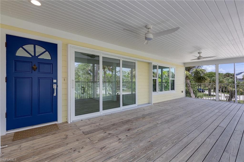 645 Oliva ST, SANIBEL FL 33957-7