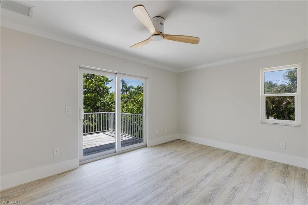 645 Oliva ST, SANIBEL FL 33957-24