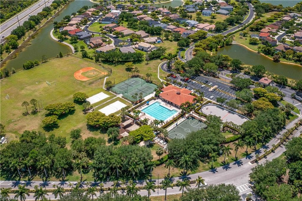 12585 Gemstone CT, FORT MYERS FL 33913-35