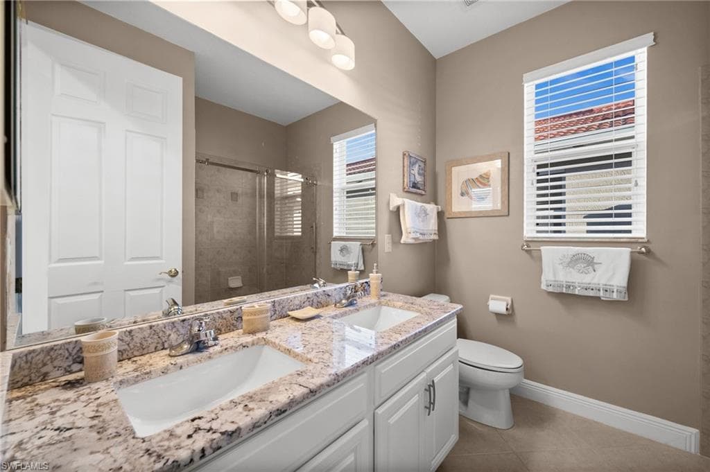 8792 Largo Mar DR, ESTERO FL 33967-19