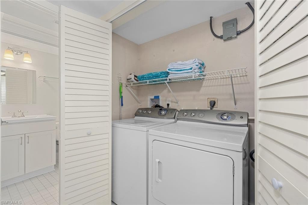 1919 Olde Middle Gulf DR # 502, SANIBEL FL 33957-21
