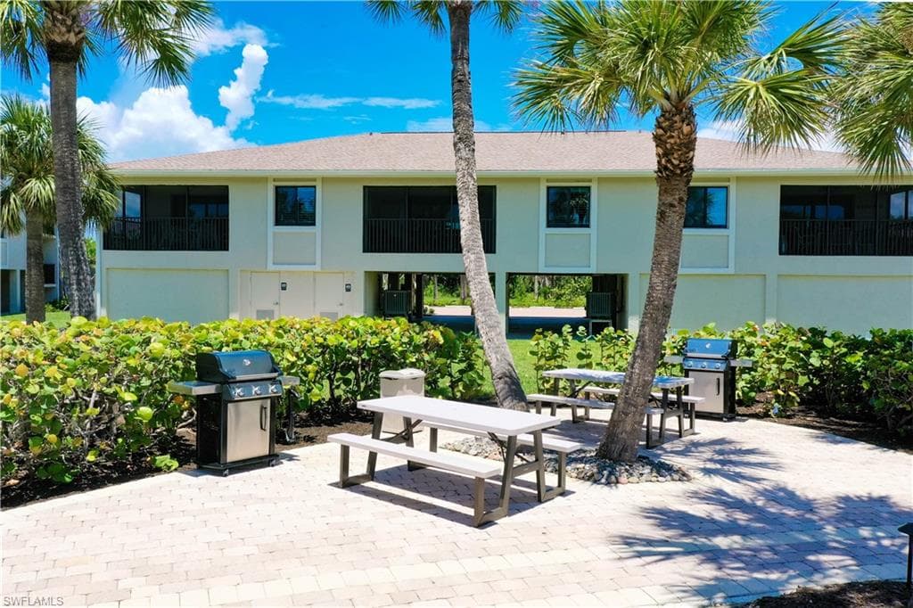 1919 Olde Middle Gulf DR # 502, SANIBEL FL 33957-2