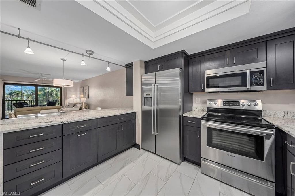 1919 Olde Middle Gulf DR # 502, SANIBEL FL 33957-27