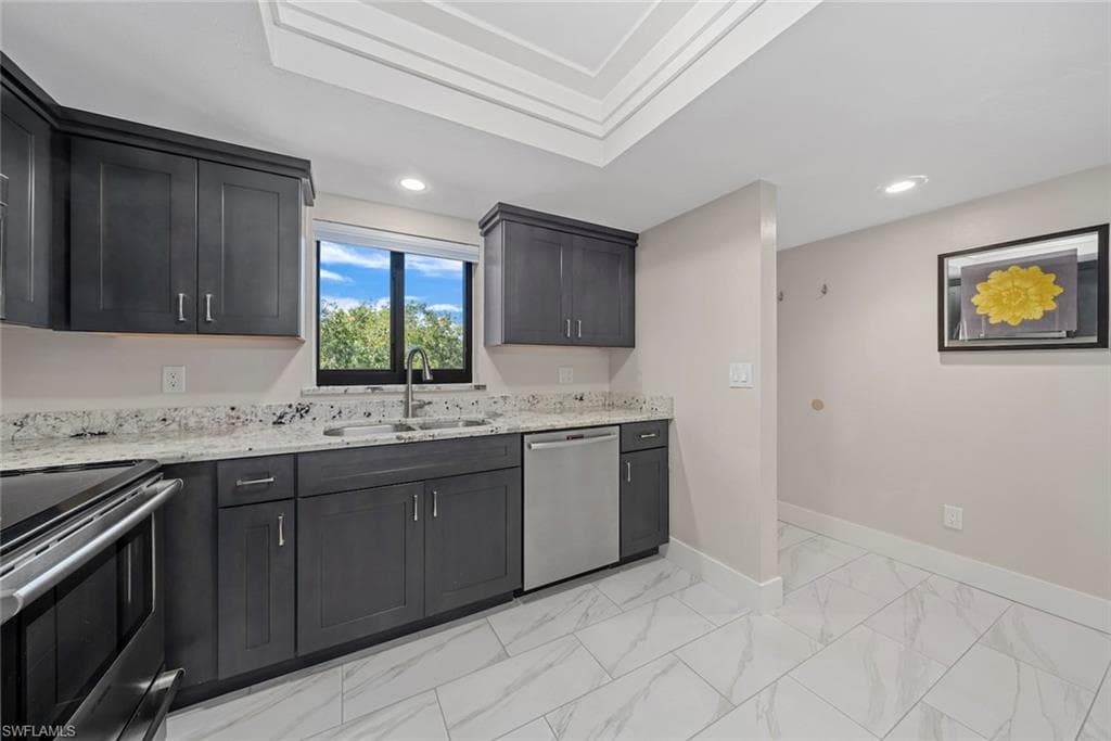 1919 Olde Middle Gulf DR # 502, SANIBEL FL 33957-19