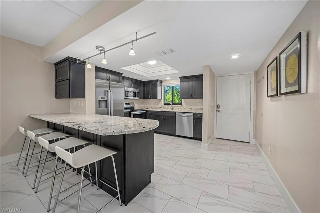 1919 Olde Middle Gulf DR # 502, SANIBEL FL 33957-14